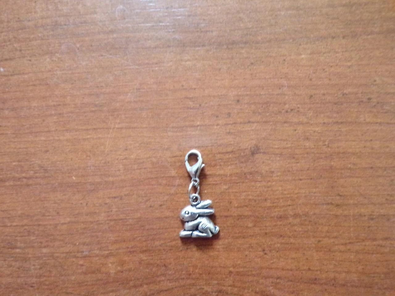 charm argentée lapin 14x14 mm